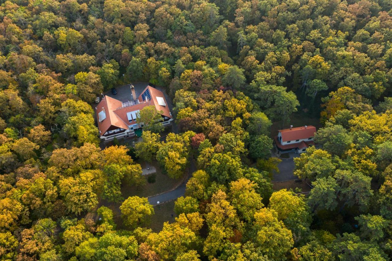 Zseri Vadászház Hotel Fehérvárcsurgó Kültér fotó